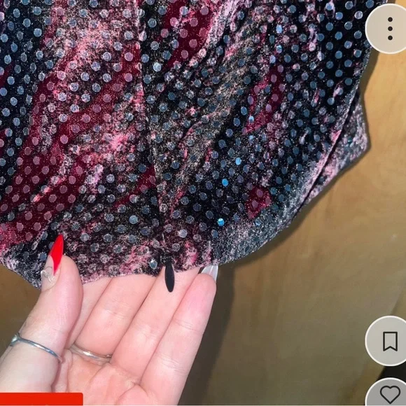 beautiful Cachè top - Picture 4 of 4